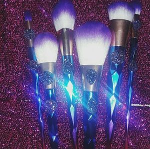 Great GIFT! Custom Unicorn Makeup Brushes w/ Stone